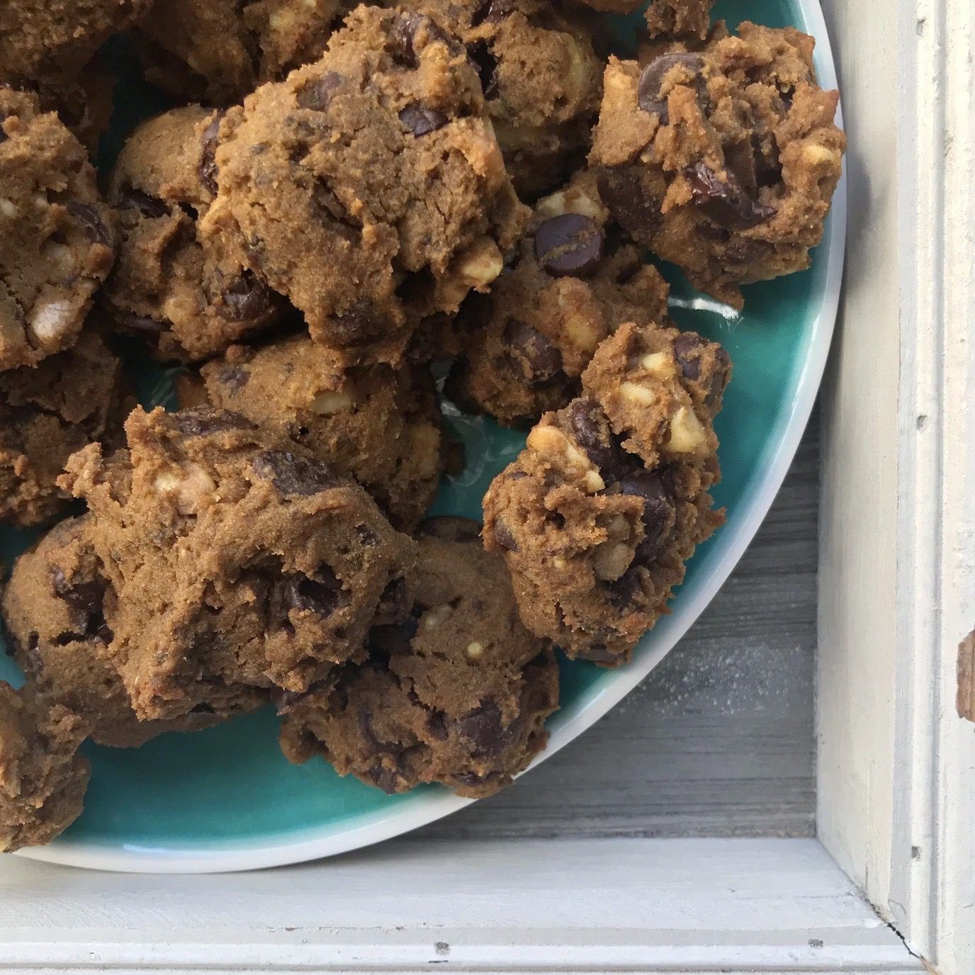 Pumpkin-Walnut Choco-Drops - Square